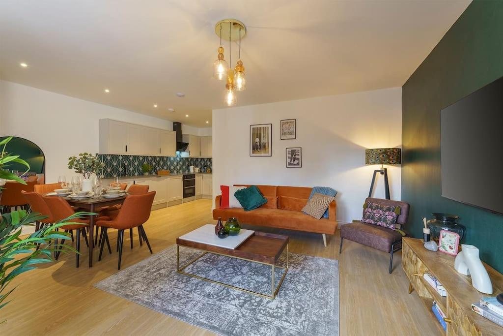 Lilyturf - 2 Bedroom Luxury Apartment By Mint Stays Bristol Exterior foto